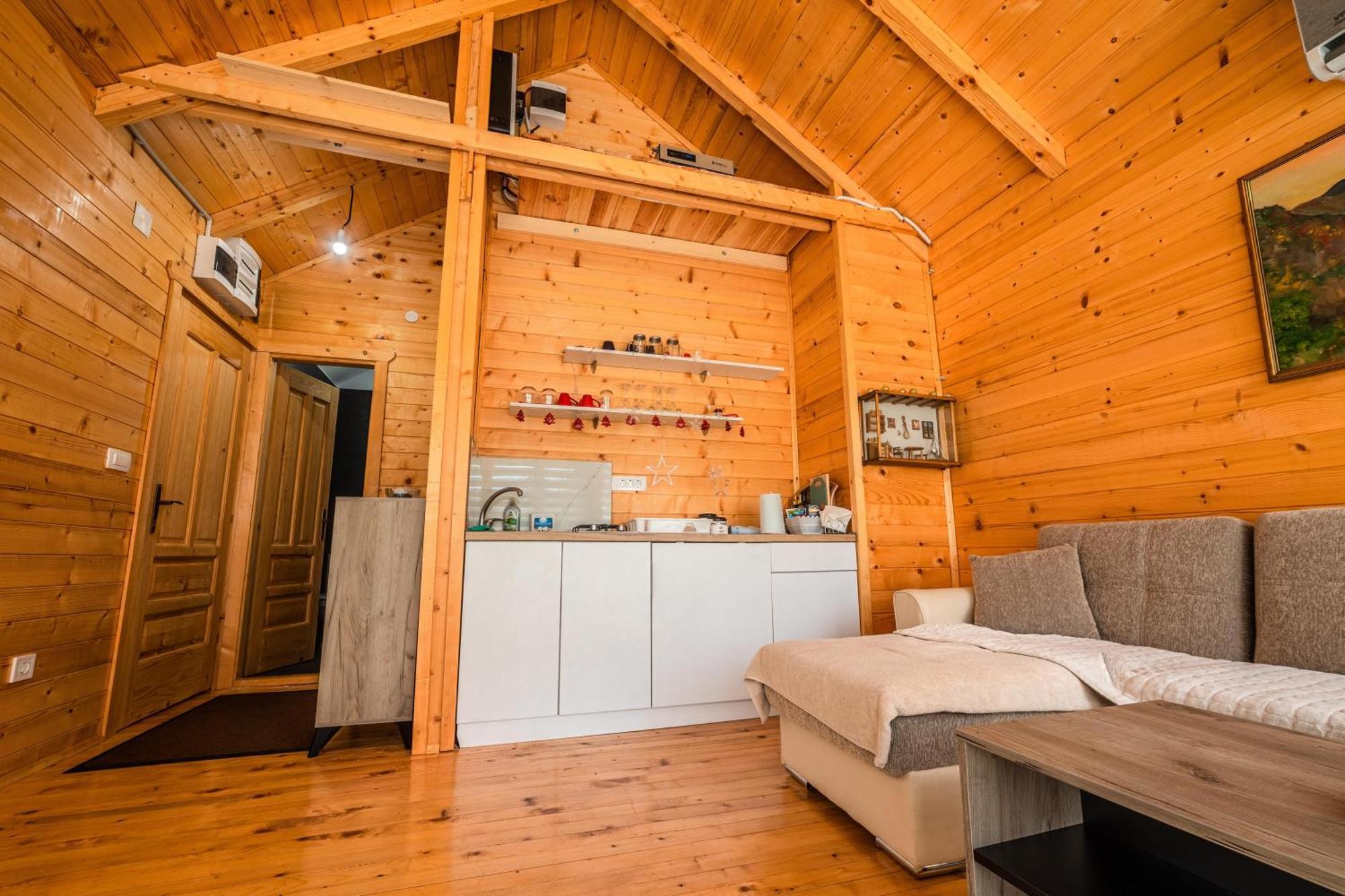 Boljesestre Lake Retreat Golubovci Экстерьер фото